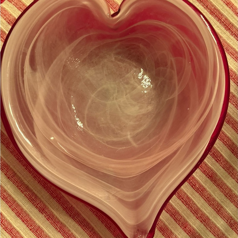 Elegant Red and White Heart-Shaped Art Glass Bowl